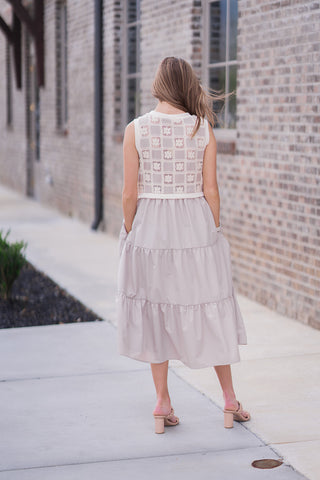 Elegant Heirloom Midi Dress - barndoorboutiquetn