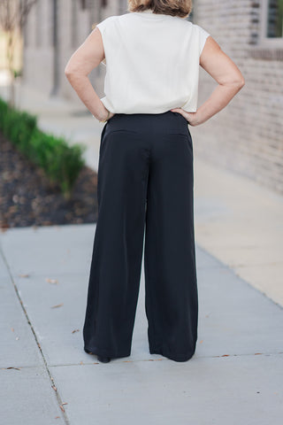 Pleated Palazzo Pants - barndoorboutiquetn