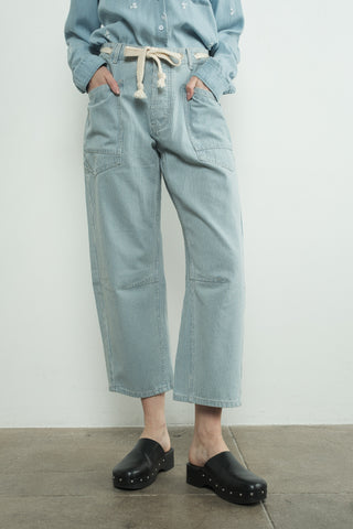 Breezy Barrel Leg Jeans - barndoorboutiquetn