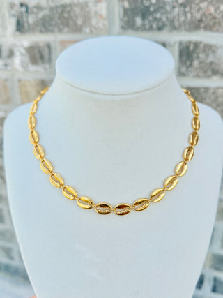 Puka Shell Necklace - barndoorboutiquetn