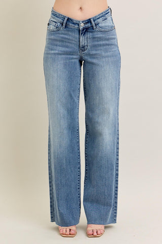 Judy Blue V-Line Vault Jeans - barndoorboutiquetn