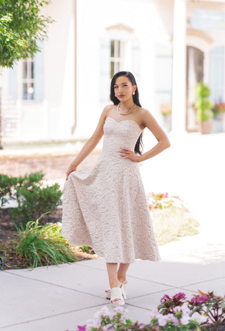 Champagne Lace Midi Dress - barndoorboutiquetn