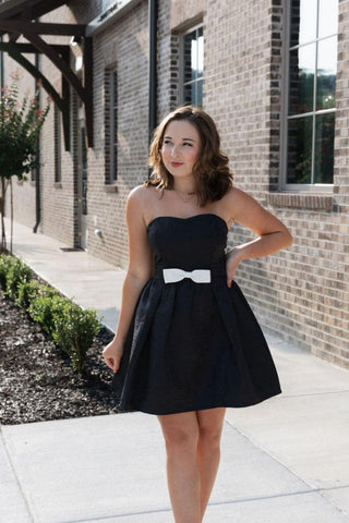 Take A Bow Mini Dress - barndoorboutiquetn