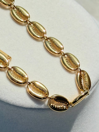Puka Shell Bracelet - barndoorboutiquetn