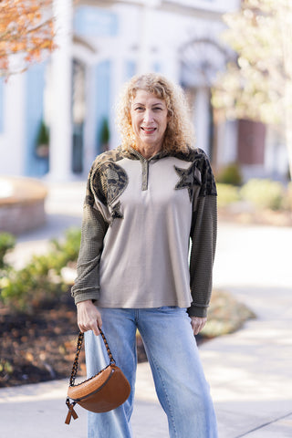 Stardust Peace Pullover