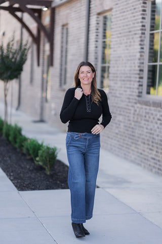 Ailis Collared Top - barndoorboutiquetn