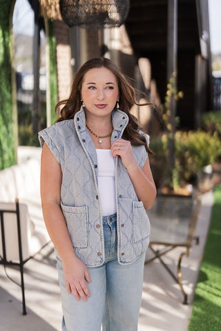 Wanderlust Quilted Vest - barndoorboutiquetn