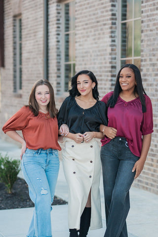 Out of the Loop Blouse - barndoorboutiquetn