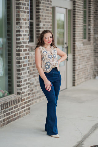 Fresh Blooms Knit Vest - barndoorboutiquetn