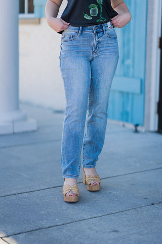 Judy Blue Vintage Slim Fit Jeans - barndoorboutiquetn