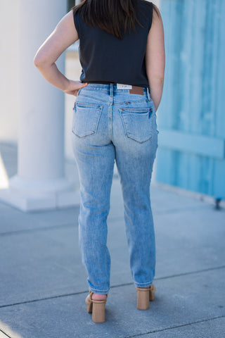 Judy Blue Vintage Slim Fit Jeans - barndoorboutiquetn