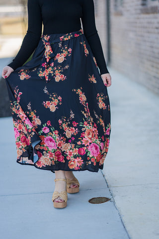 Secret Garden Midi Dress - barndoorboutiquetn