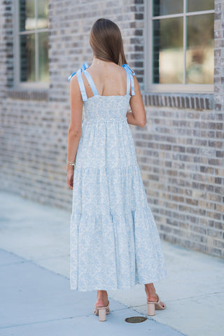 Periwinkle Floral Maxi Dress - barndoorboutiquetn