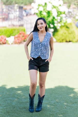 Wild Side Utility Vest - barndoorboutiquetn