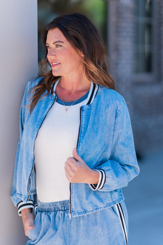 Globe Trotter Denim Jacket - barndoorboutiquetn