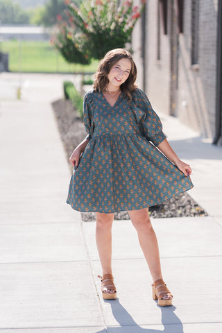 Emerald Foliage Mini Dress - barndoorboutiquetn