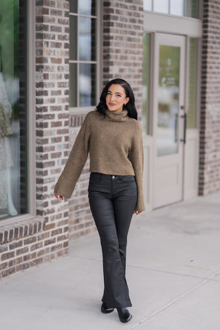 Ursa Sweater Top - barndoorboutiquetn