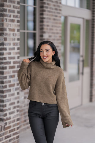 Ursa Sweater Top - barndoorboutiquetn