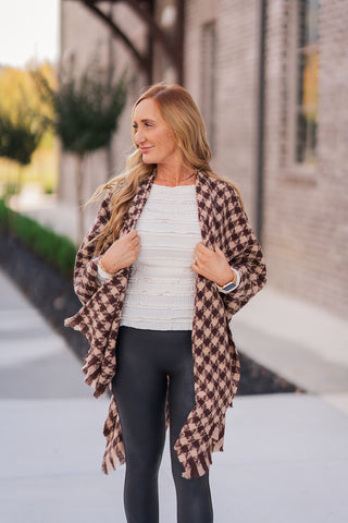 Houndstooth Ruana Wrap - barndoorboutiquetn