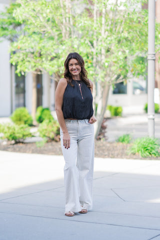 Airy Essence Blouse - barndoorboutiquetn
