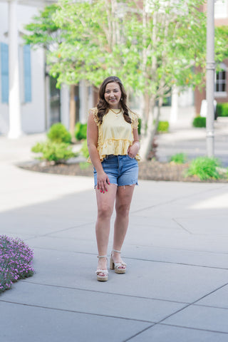 Lemonade Lace Tank - barndoorboutiquetn