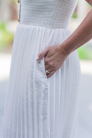 Golden Coast Pleated Dress - barndoorboutiquetn