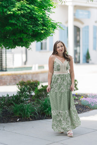 Summer Rose Tiered Maxi Dress - barndoorboutiquetn