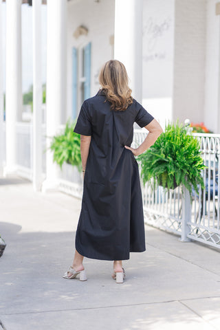 Mod Minimalist Midi Dress - barndoorboutiquetn