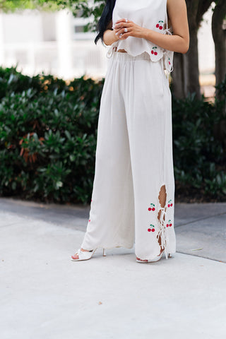 Cherry Kiss Linen Pants - barndoorboutiquetn