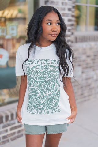 Z Supply Radiate Boyfriend Tee - barndoorboutiquetn
