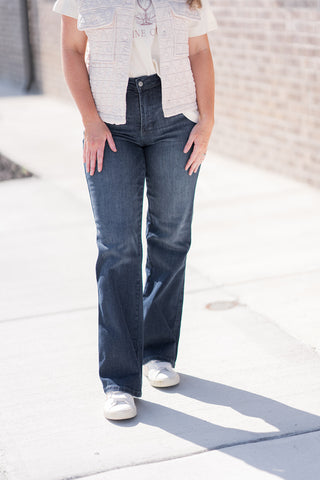 Judy Blue Classic Straight Jeans - barndoorboutiquetn