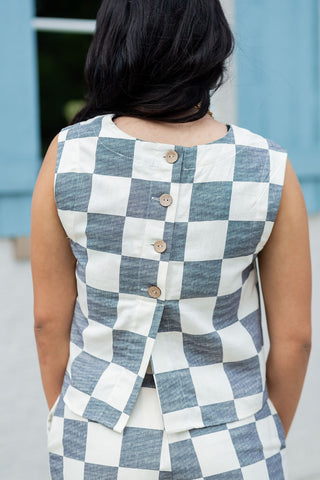 Checkered Chic Top - barndoorboutiquetn