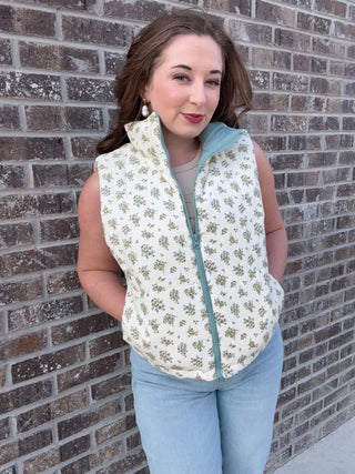 Meadow Mist Puffer Vest - barndoorboutiquetn