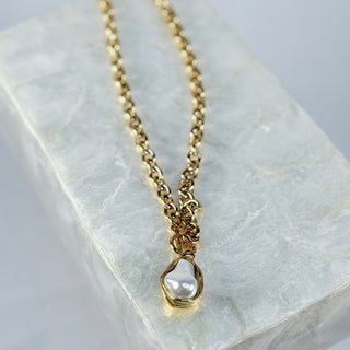Pearl Drop Necklace - barndoorboutiquetn
