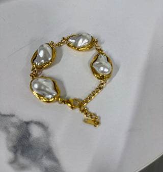 Baroque Bold Link Bracelet - barndoorboutiquetn