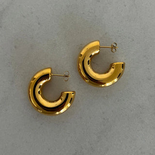 Smooth Gold Chunky Hoops - barndoorboutiquetn