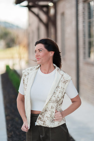 Marie Floral Quilted Vest - barndoorboutiquetn