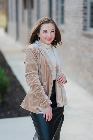 Holiday Cheer Velvet Blazer - barndoorboutiquetn