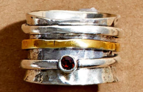 Rotating Rings - barndoorboutiquetn