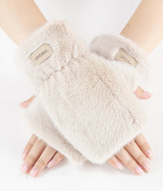 Fuzzy Comfort Mitts